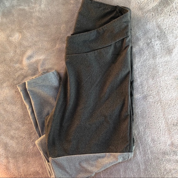 Gymshark S Gray Leggings NEW - Picture 1 of 5